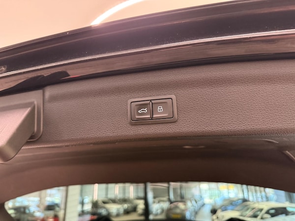 Used Audi RS Q3 2021 for sale - 75638081: Photo 45