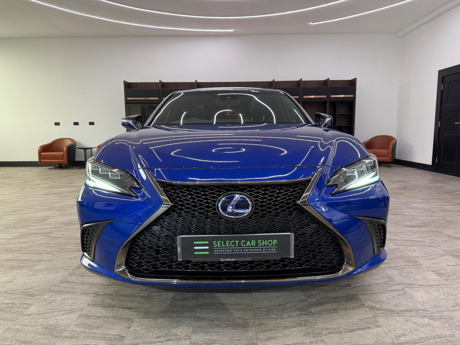 Used Lexus ES 2022 for sale - 76083940: Photo 2