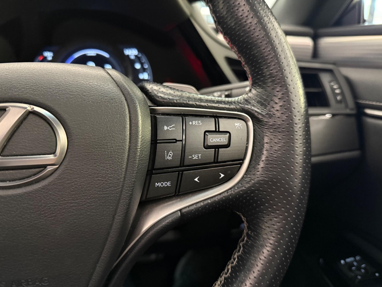 Used Lexus ES 2022 for sale - 76083940: Photo 24