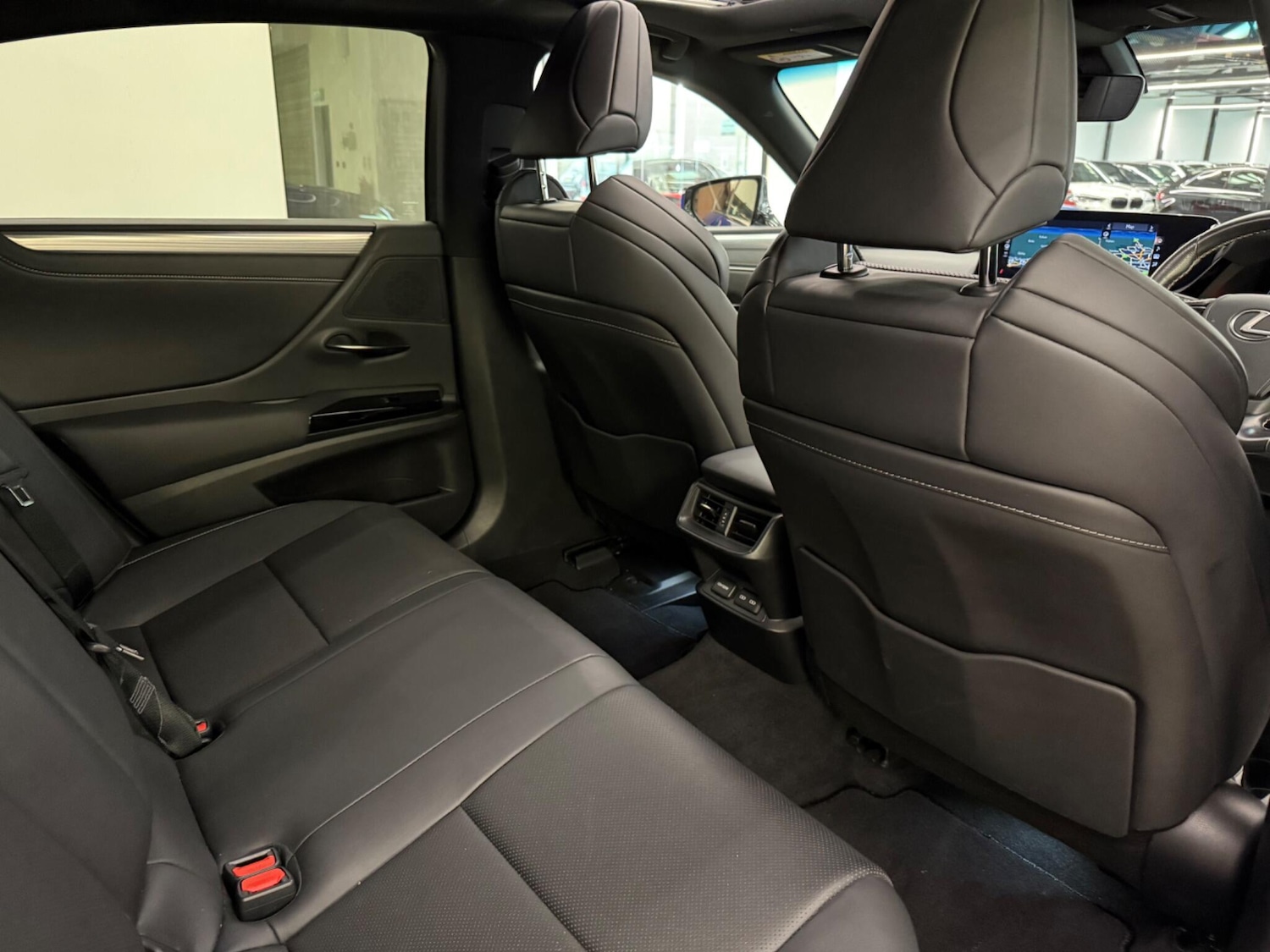 Used Lexus ES 2022 for sale - 76083940: Photo 43