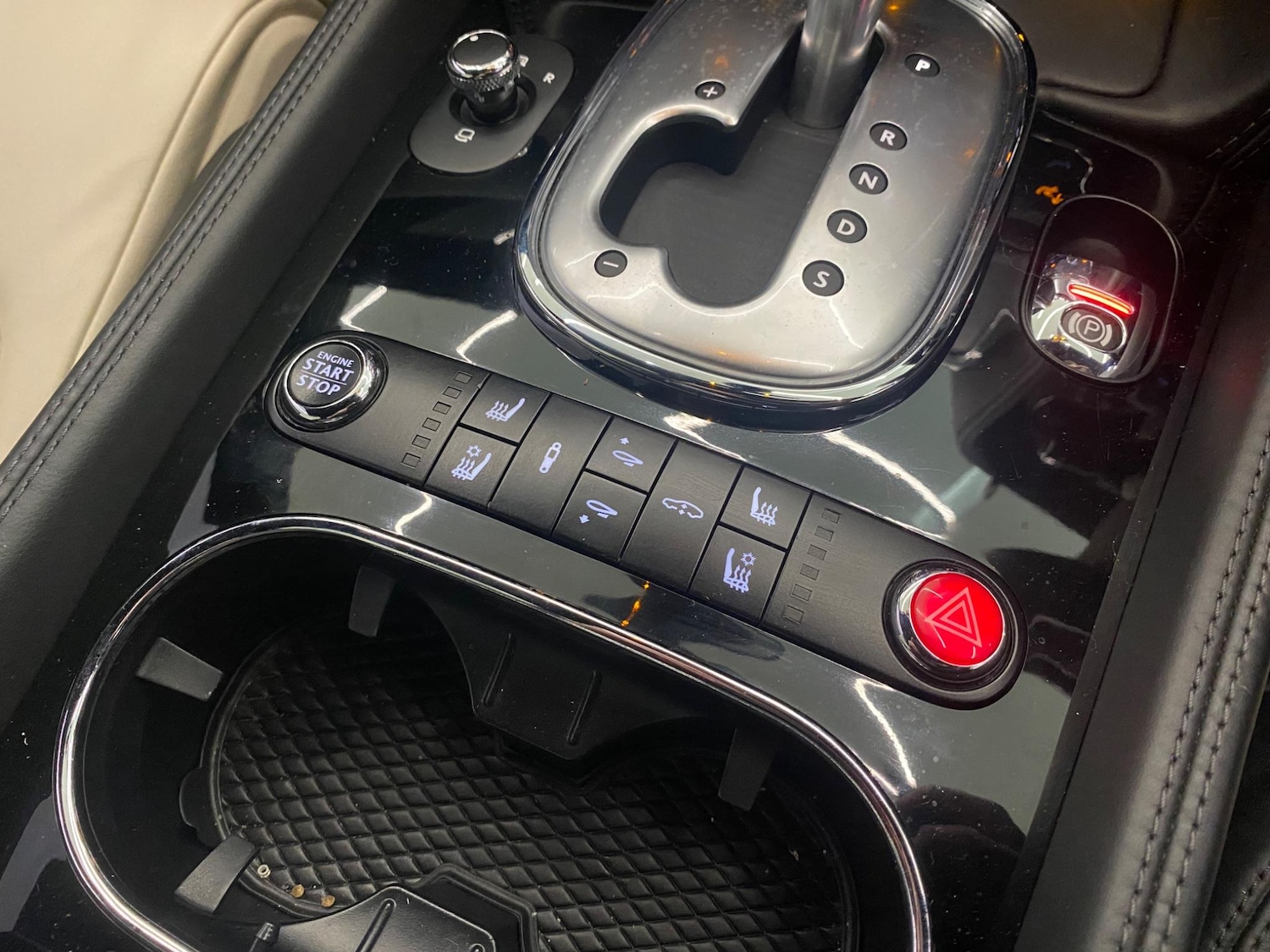 Vehicle 33