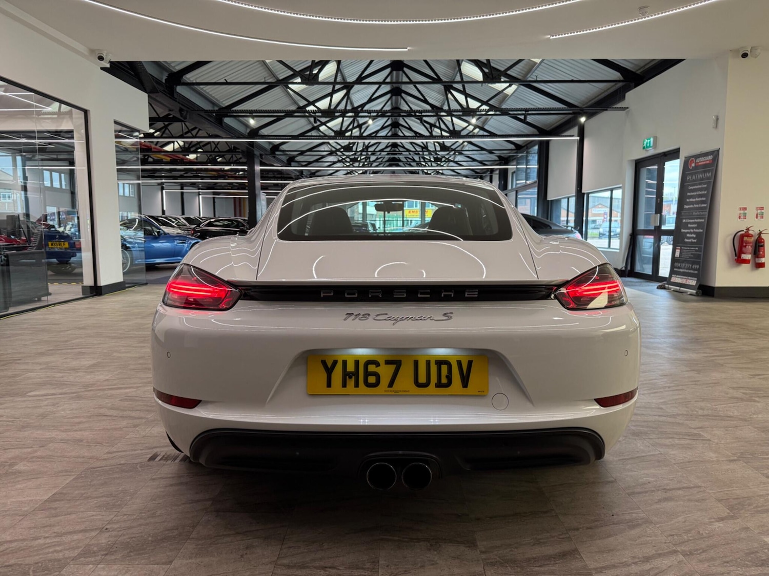 Used Porsche Cayman 2017 for sale - 76499585: Photo 6