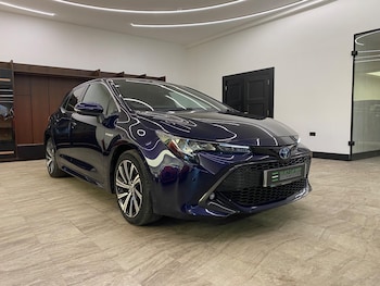 2021 (71) - 1.8 VVT-h Design CVT Euro 6 (s/s) 5dr