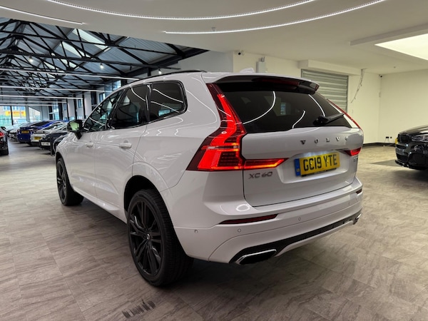 Used Volvo XC60 2019 for sale - 75638063: Photo 5