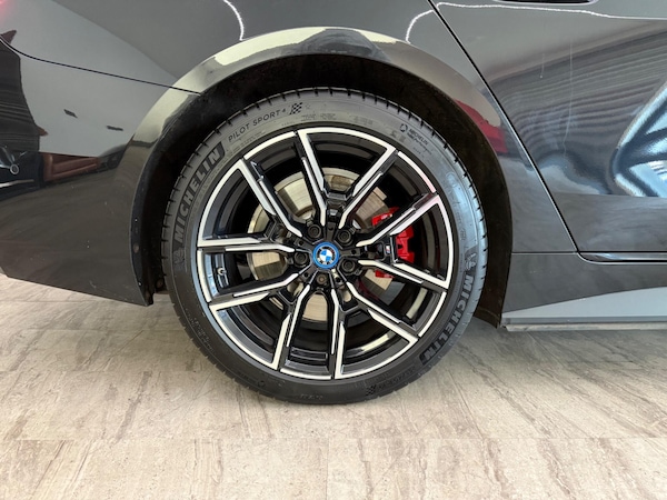 Used BMW i4 2022 for sale - 76215538: Photo 10