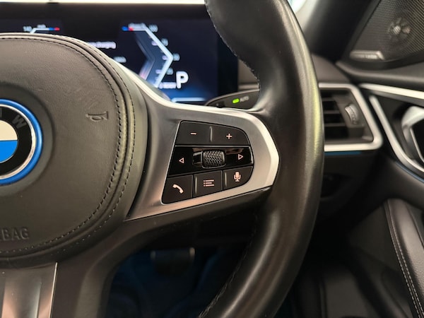 Used BMW i4 2022 for sale - 76215538: Photo 23