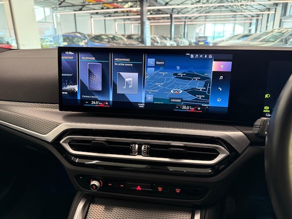 Used BMW i4 2022 for sale - 76215538: Photo 25