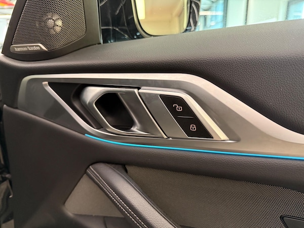 Used BMW i4 2022 for sale - 76215538: Photo 35
