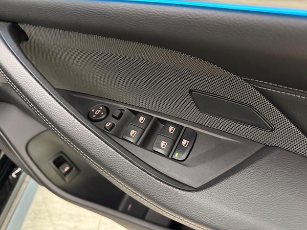 Used BMW i4 2022 for sale - 76215538: Photo 36