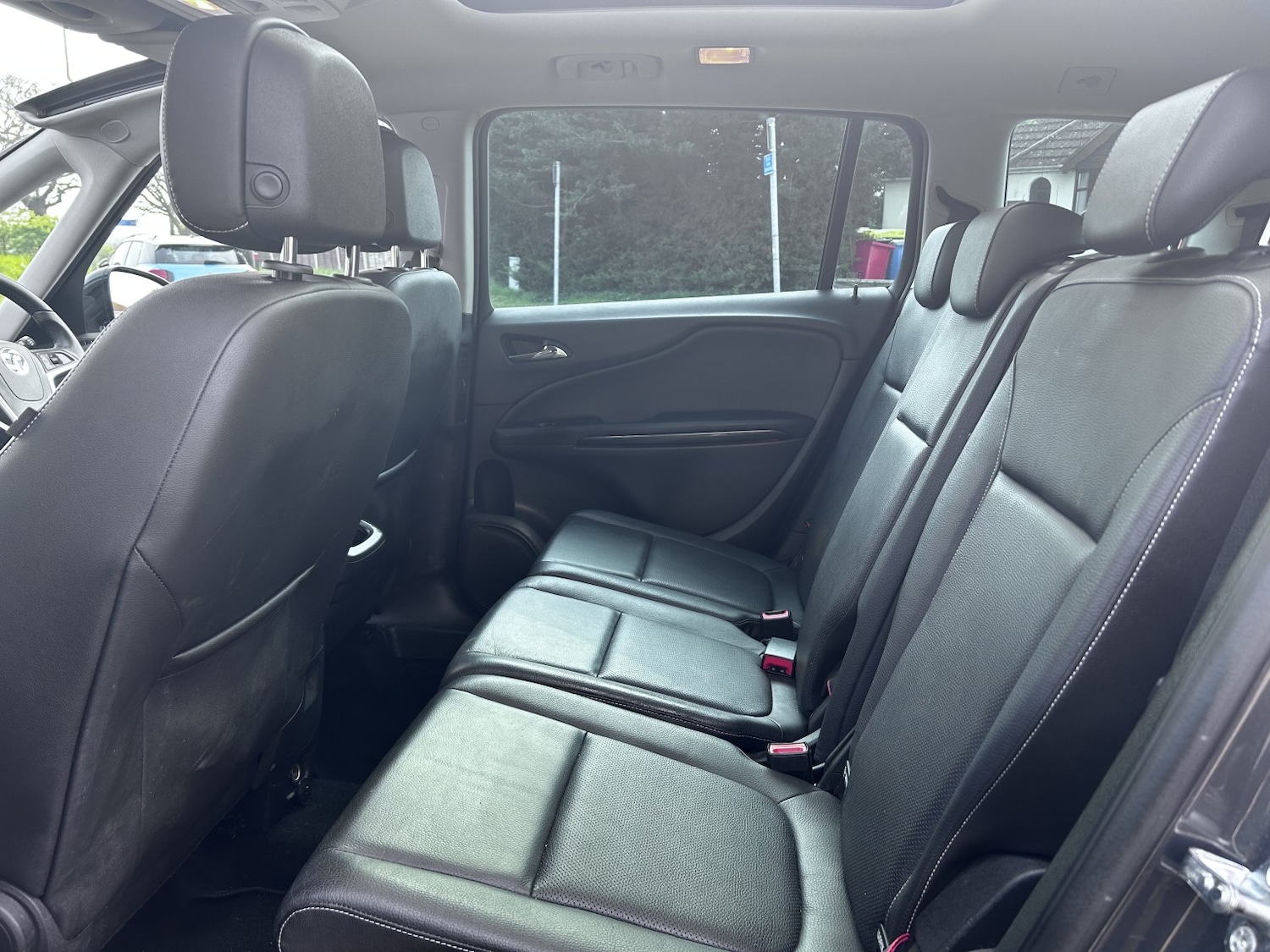 Used Vauxhall Zafira 2015 for sale - 77991733: Photo 12