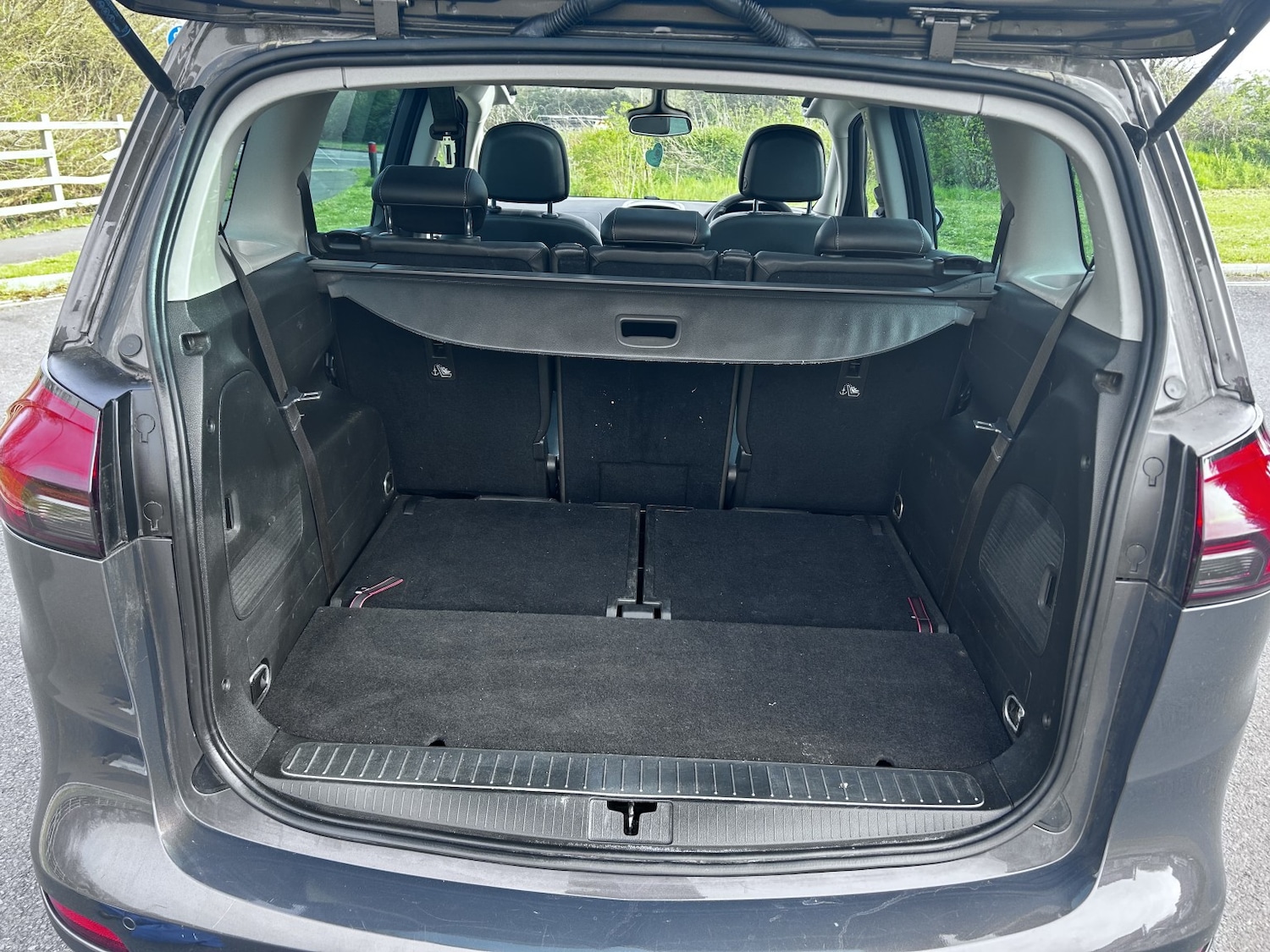 Used Vauxhall Zafira 2015 for sale - 77991733: Photo 18