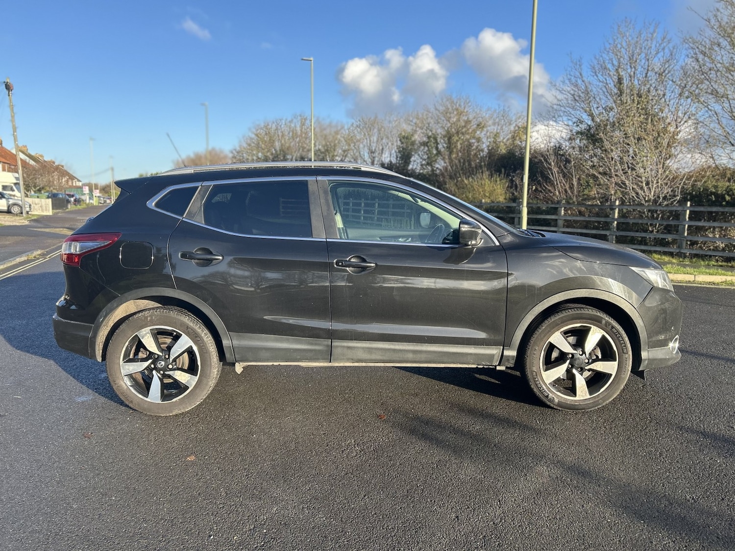 Used Nissan Qashqai 2016 for sale - 77014843: Photo 2