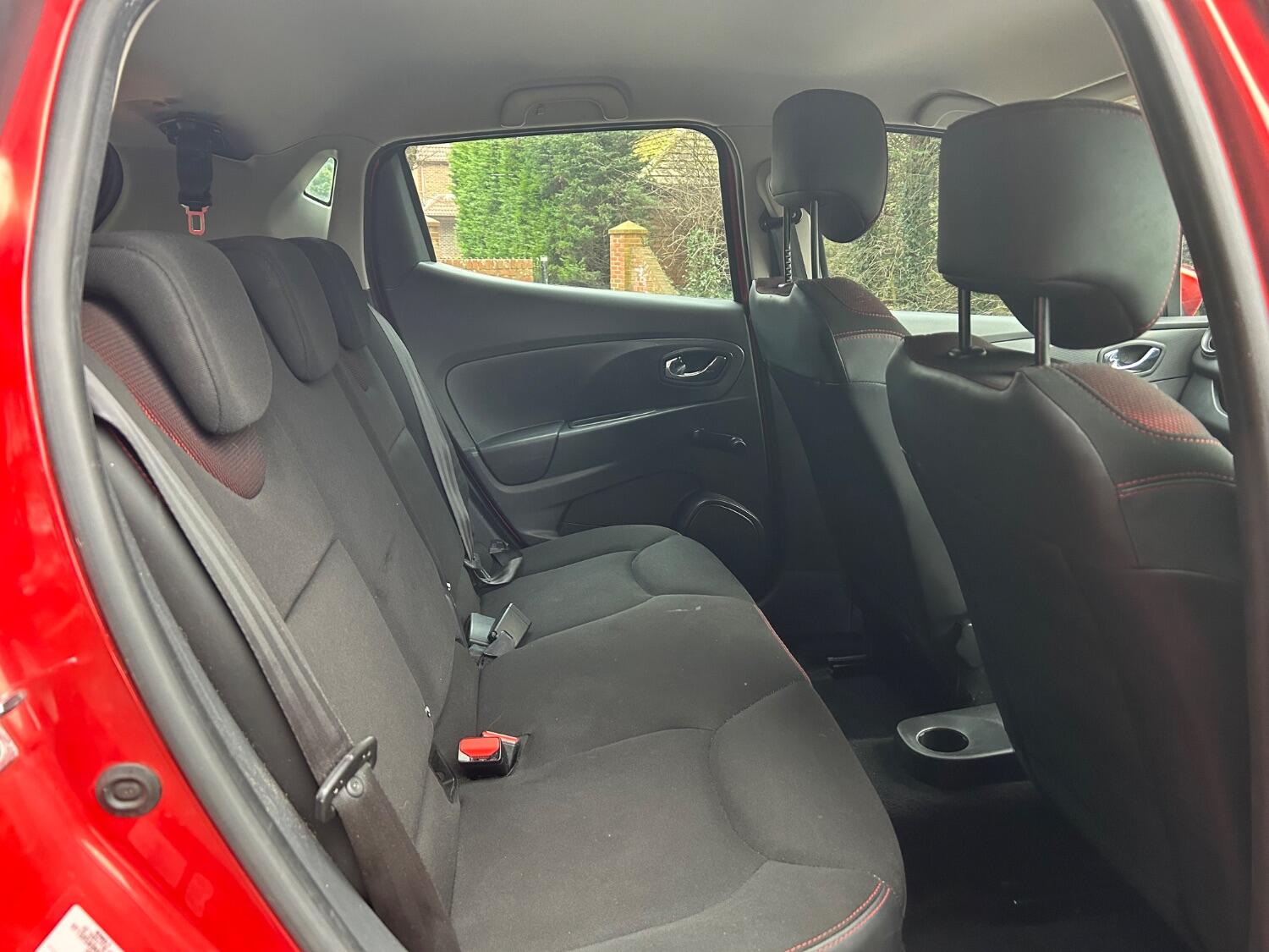 Used Renault Clio 2013 for sale - 76407532: Photo 16