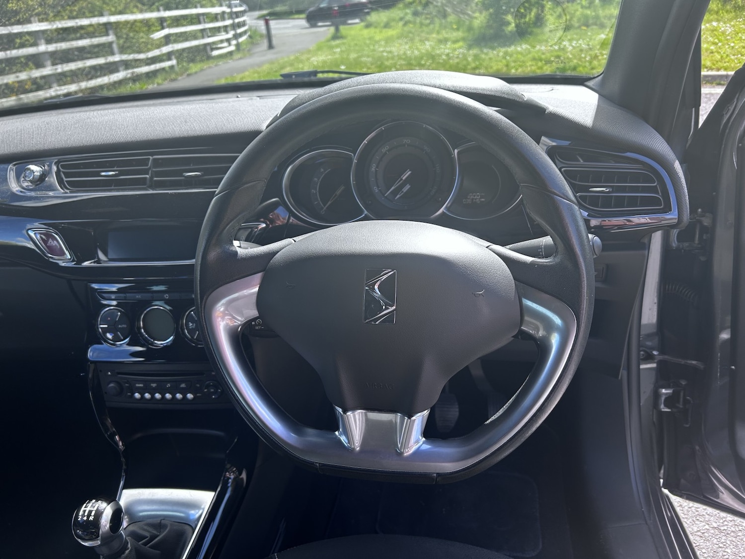 Used Citroen DS3 2015 for sale - 78145862: Photo 14