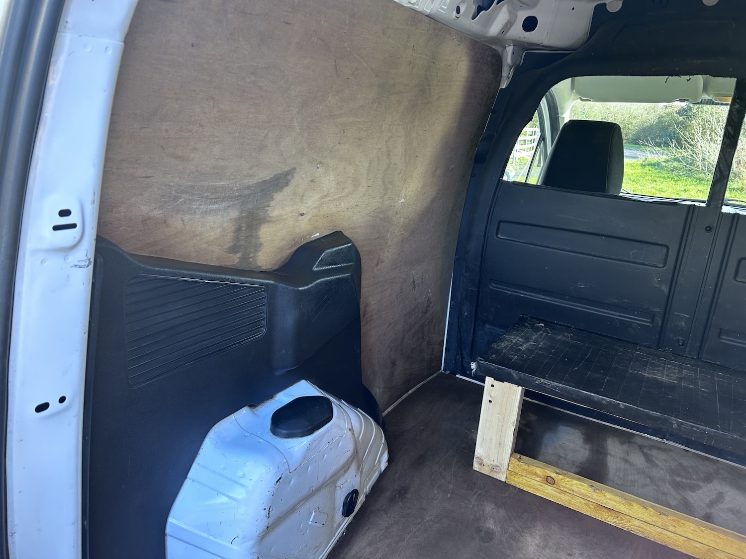 Used Ford Transit Courier 2018 for sale - 77357270: Photo 13