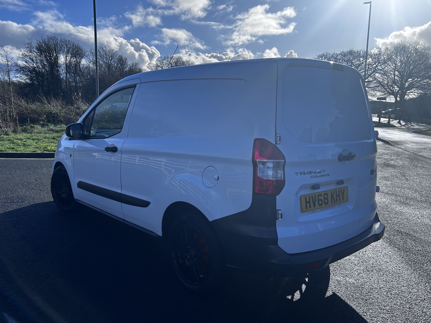 Used Ford Transit Courier 2018 for sale - 77357270: Photo 5