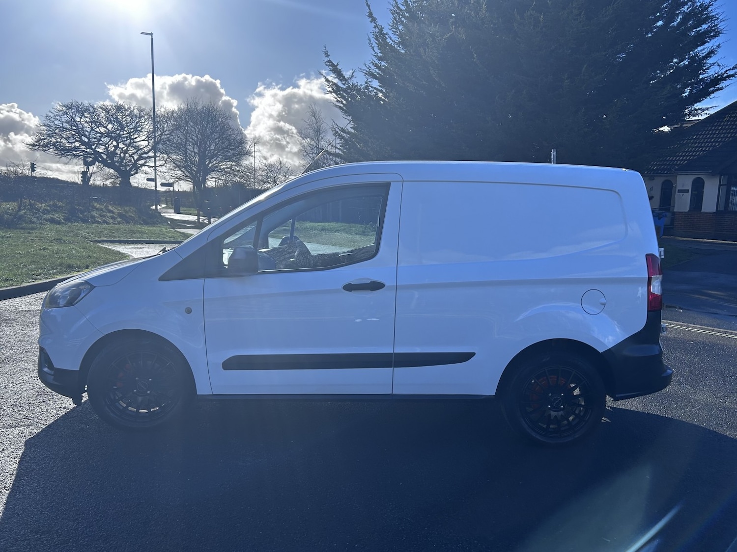 Used Ford Transit Courier 2018 for sale - 77357270: Photo 6