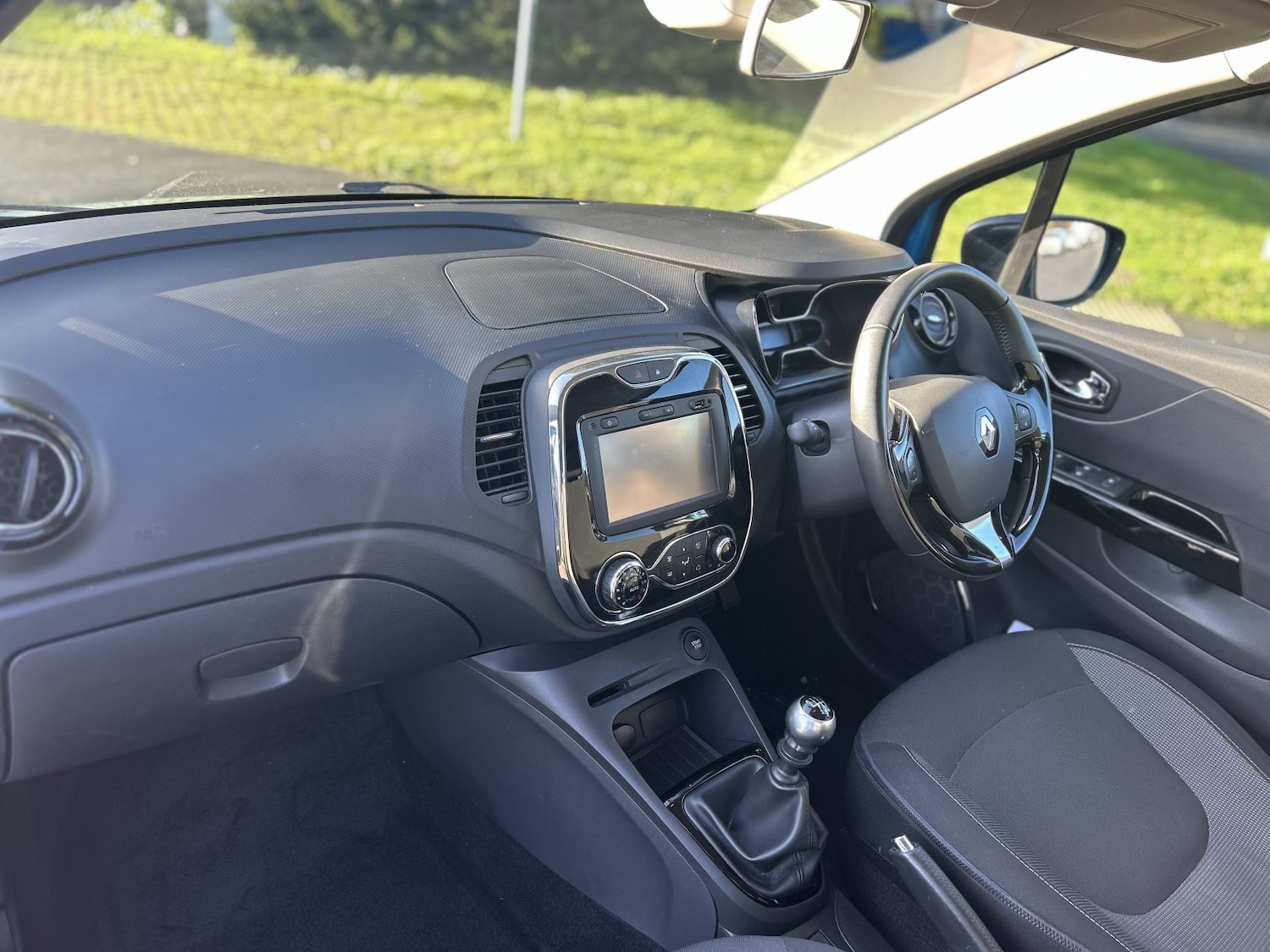 Used Renault Captur 2015 for sale - 77008201: Photo 14