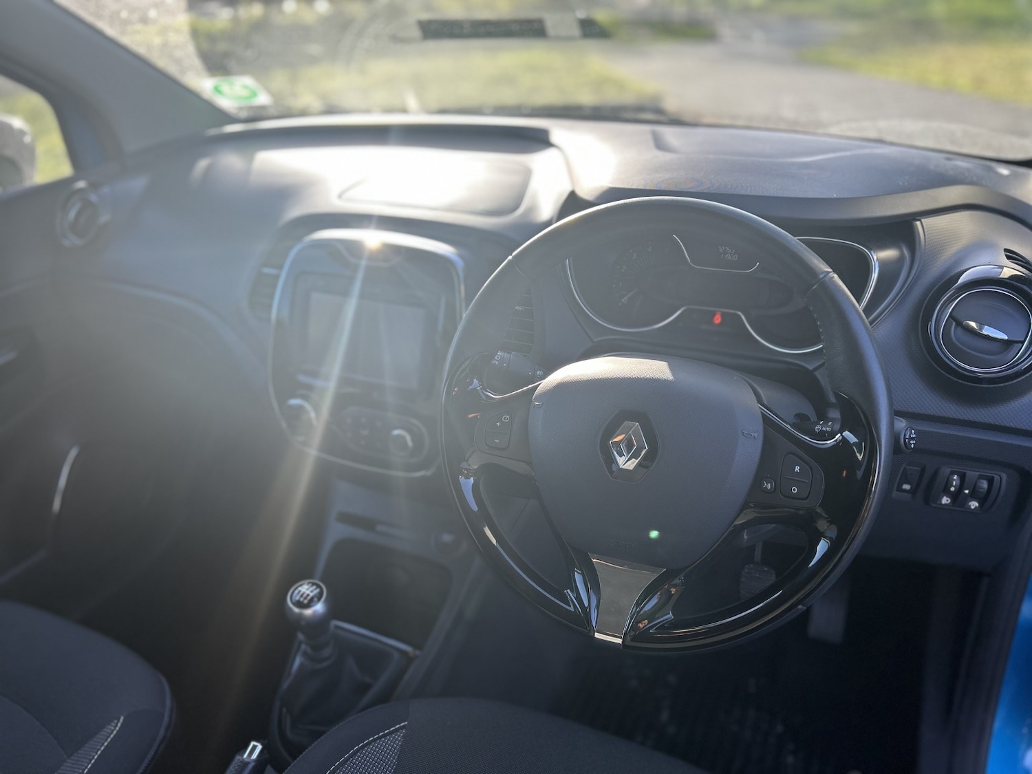 Used Renault Captur 2015 for sale - 77008201: Photo 9