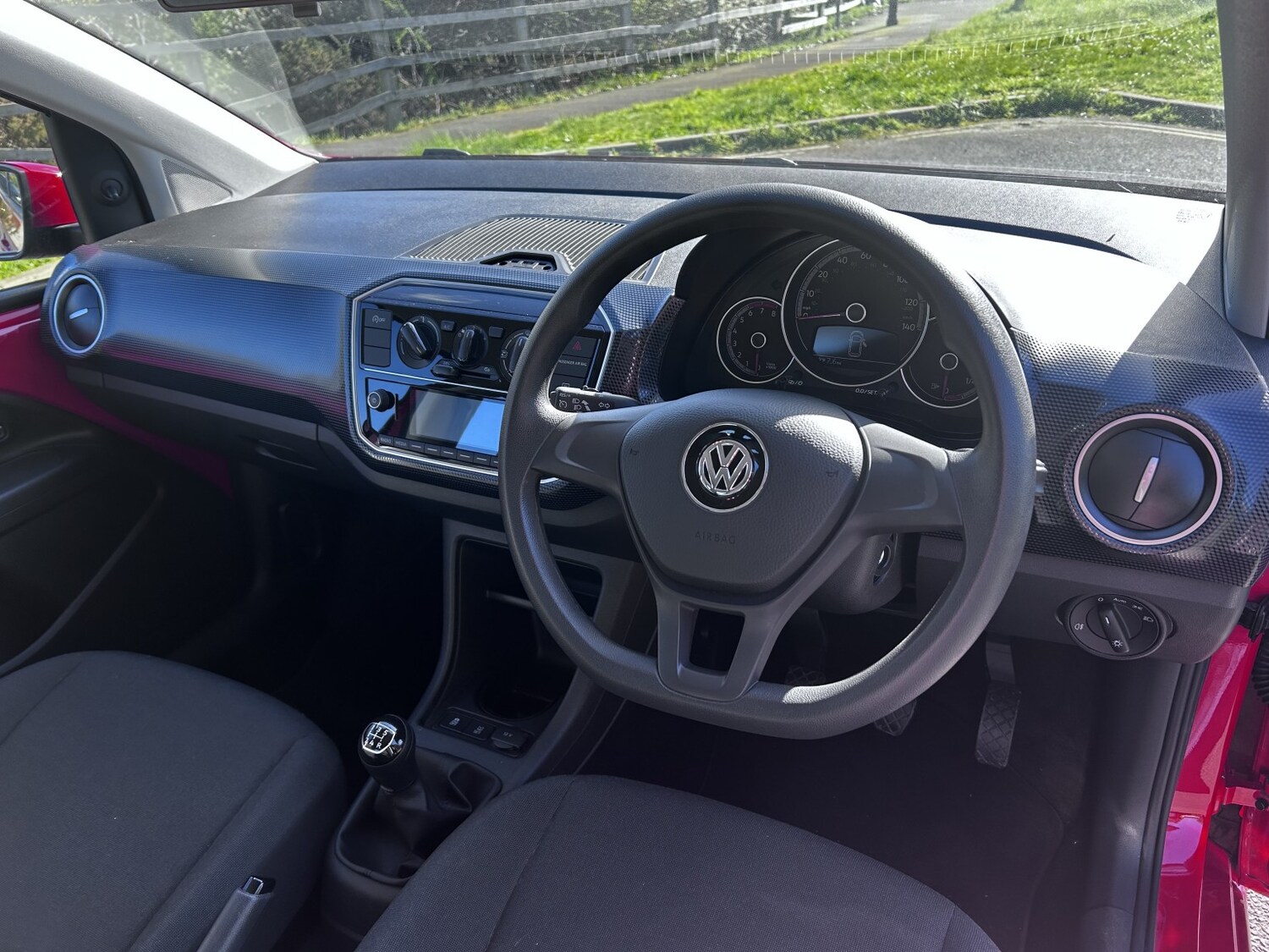Used Volkswagen up! 2019 for sale - 77881081: Photo 10