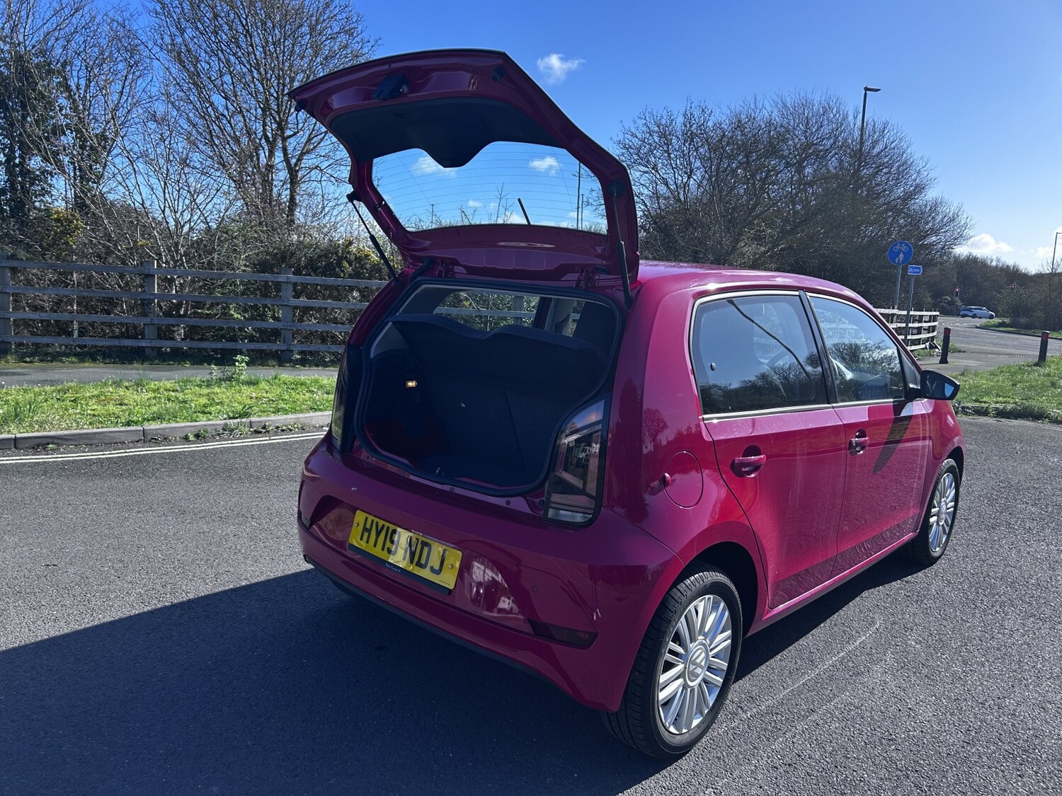 Used Volkswagen up! 2019 for sale - 77881081: Photo 18