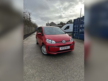 2019 - 1.0 Move up! Tech Edition 5-Door