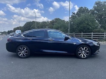 Used Vauxhall Insignia 2018 for sale - 79260226: Photo