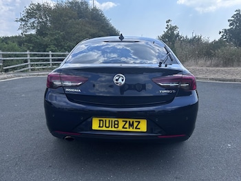Used Vauxhall Insignia 2018 for sale - 79260226: Photo