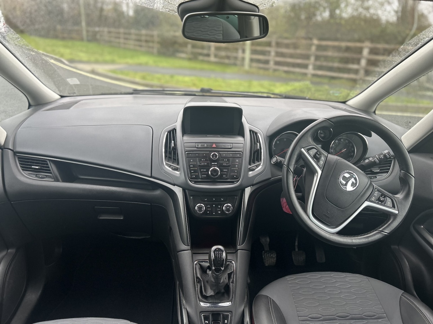 Used Vauxhall Zafira Tourer 2015 for sale - 76725556: Photo 13