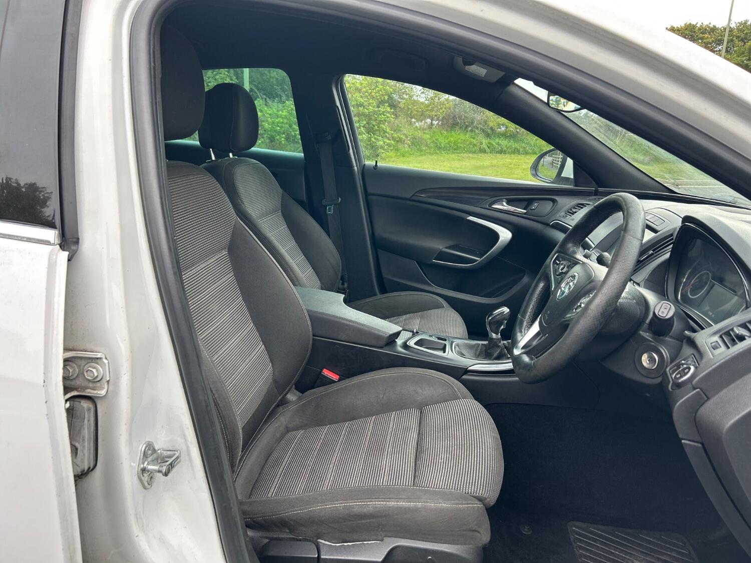 Used Vauxhall Insignia 2016 for sale - 76662749: Photo 10