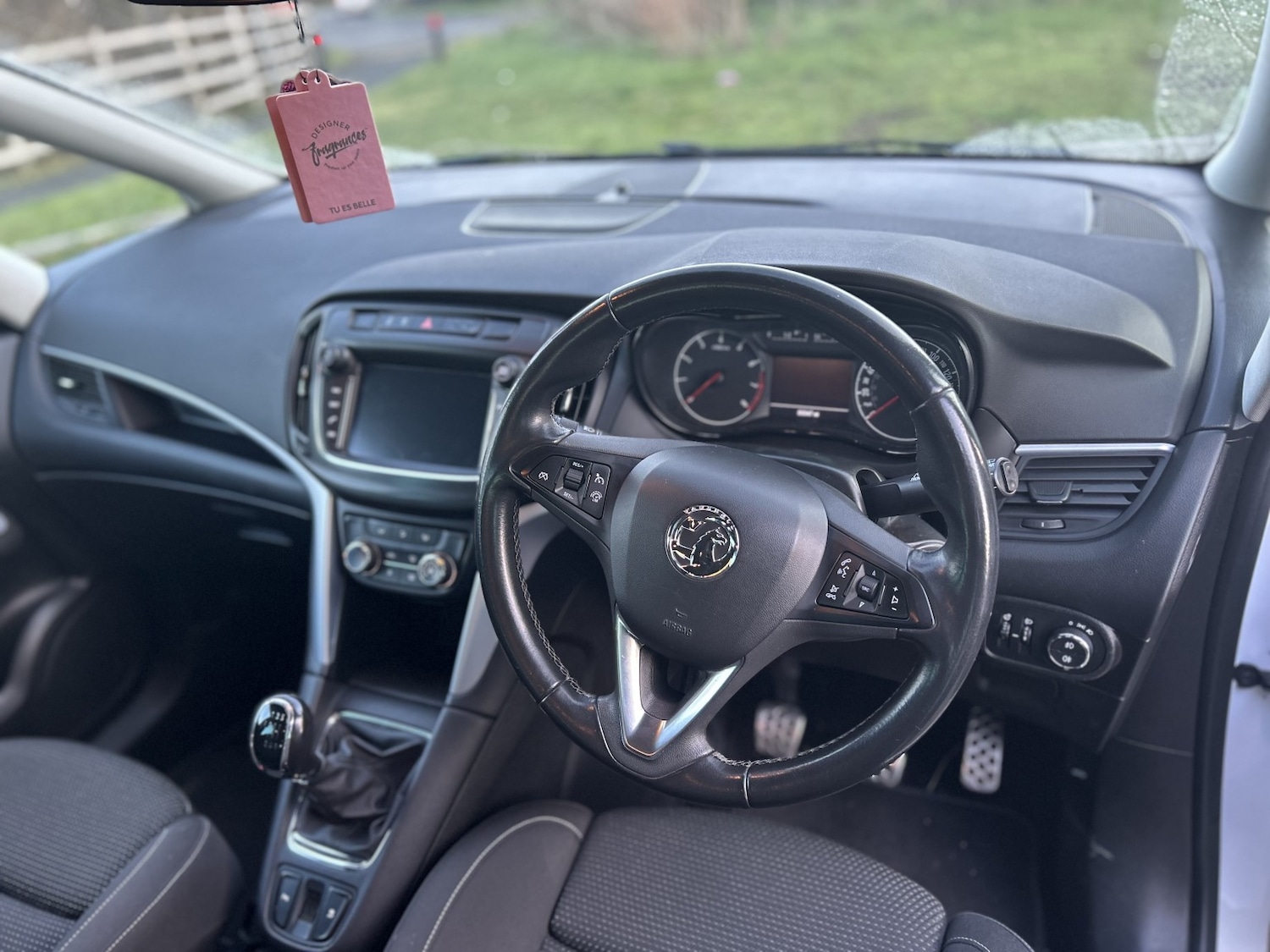 Used Vauxhall Zafira 2017 for sale - 77129488: Photo 10