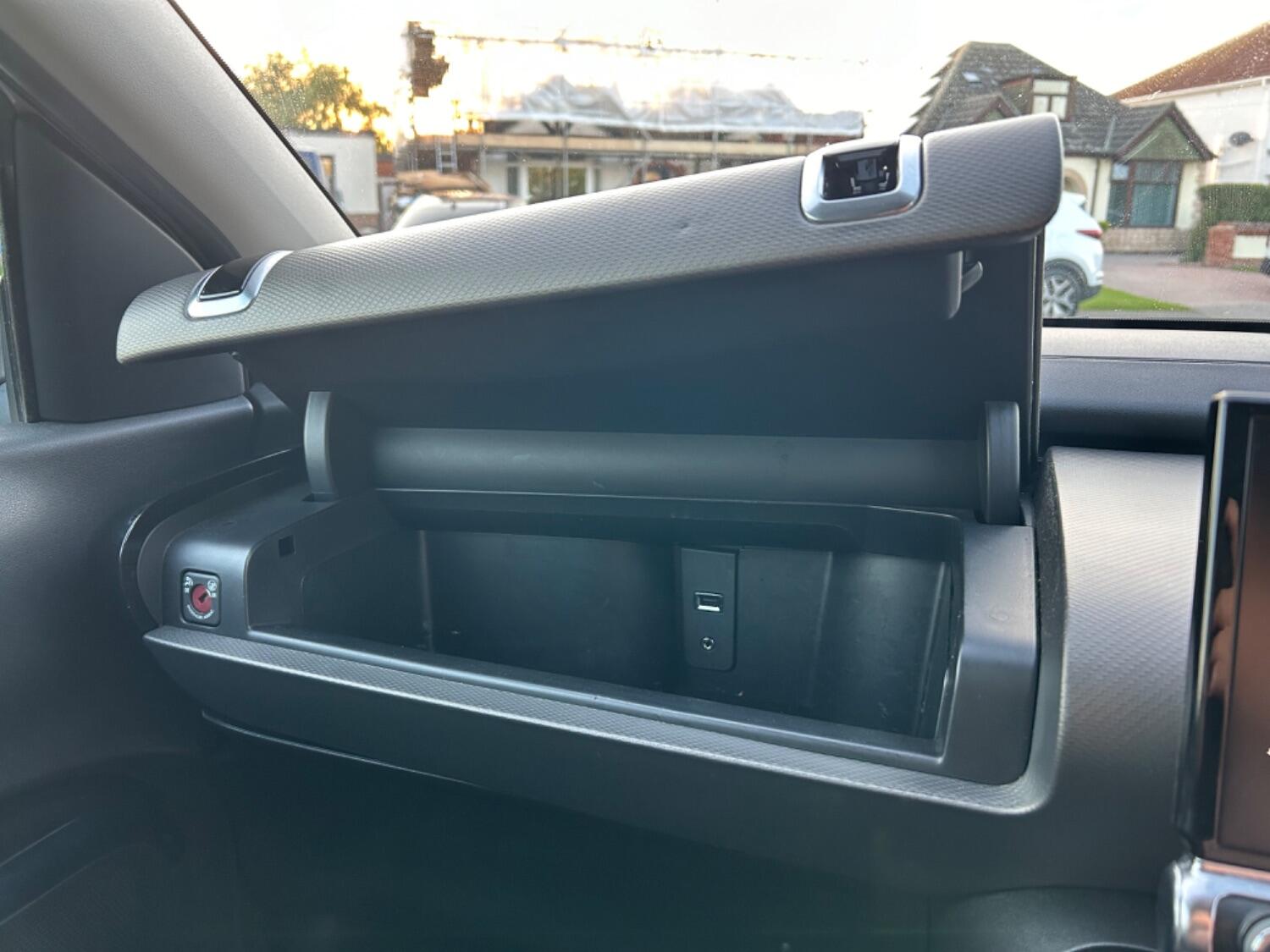 Used Citroen C4 Cactus 2015 for sale - 78168855: Photo 18