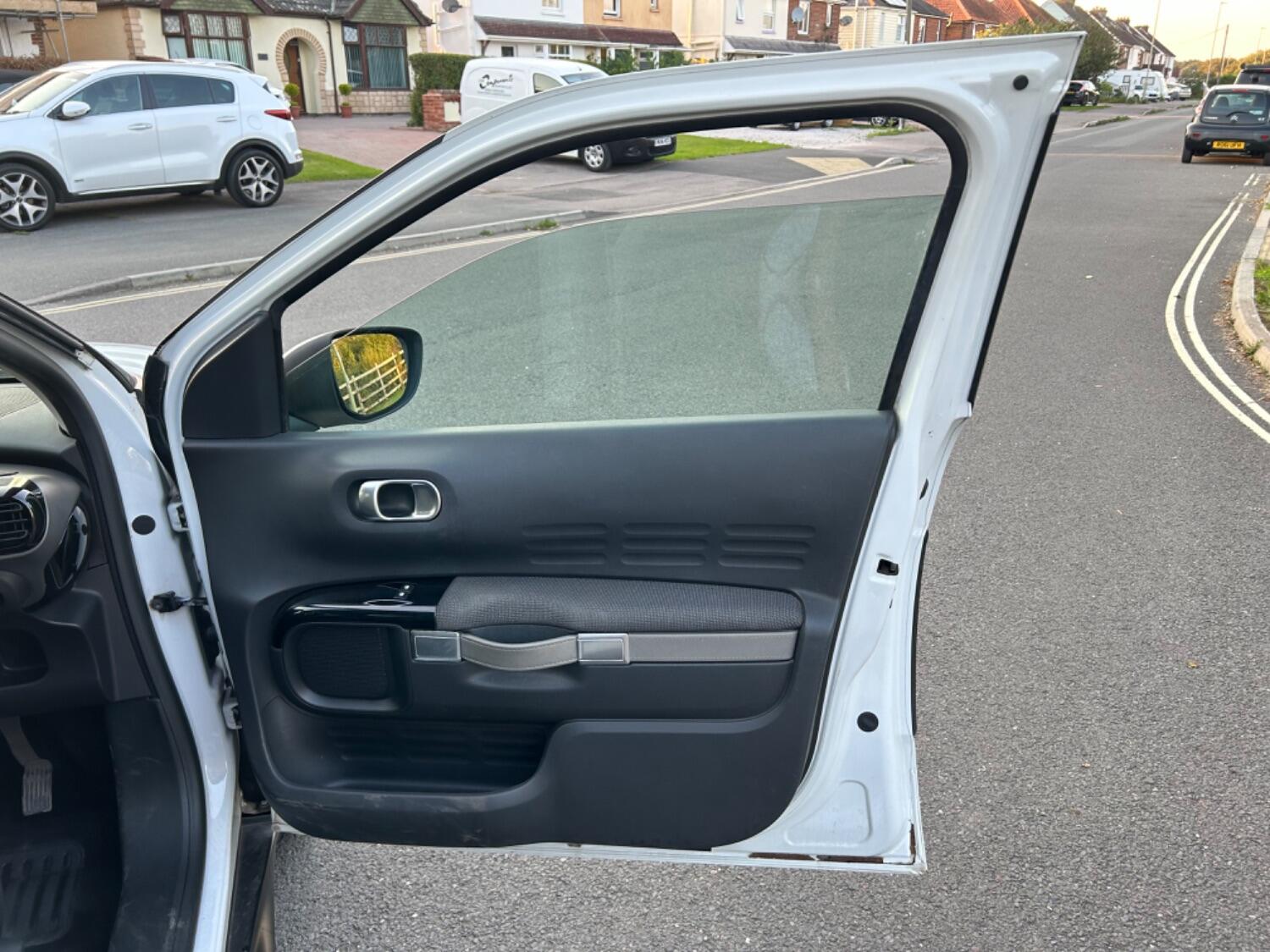 Used Citroen C4 Cactus 2015 for sale - 78168855: Photo 30