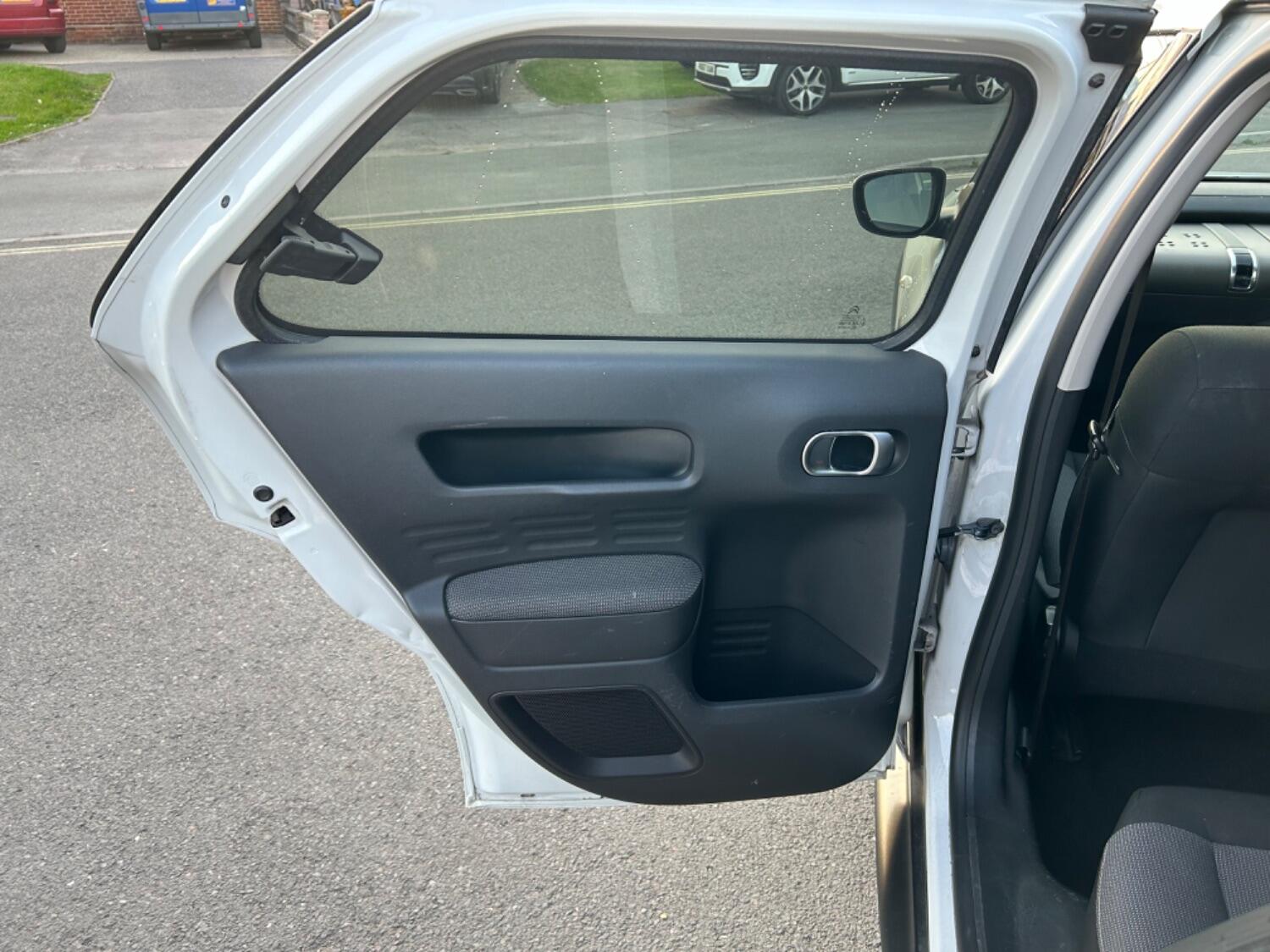 Used Citroen C4 Cactus 2015 for sale - 78168855: Photo 33