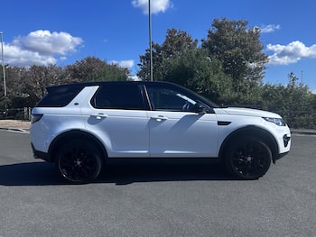 Used Land Rover Discovery Sport 2016 for sale - 79584007: Photo