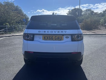 Used Land Rover Discovery Sport 2016 for sale - 79584007: Photo