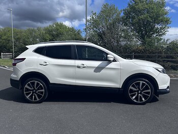 Used Nissan Qashqai 2015 for sale - 78402540: Photo