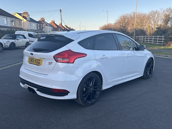 Used Ford Focus 2015 for sale - 77096929: Photo