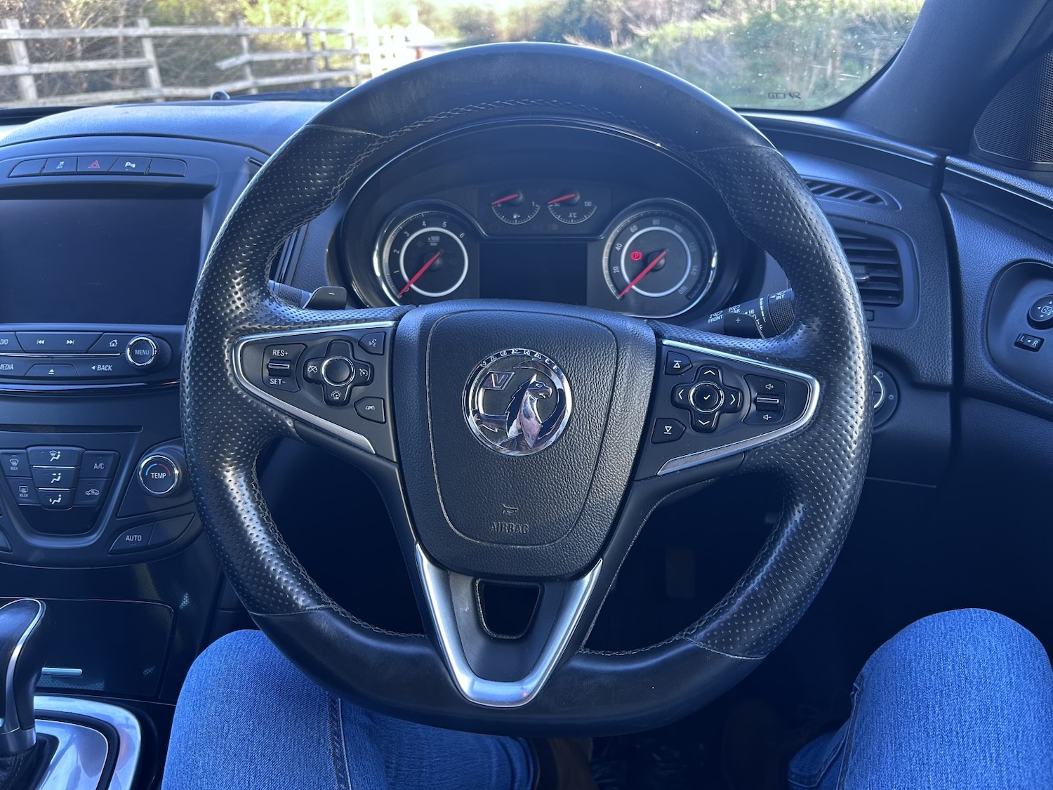 Used Vauxhall Insignia 2015 for sale - 78057128: Photo 14