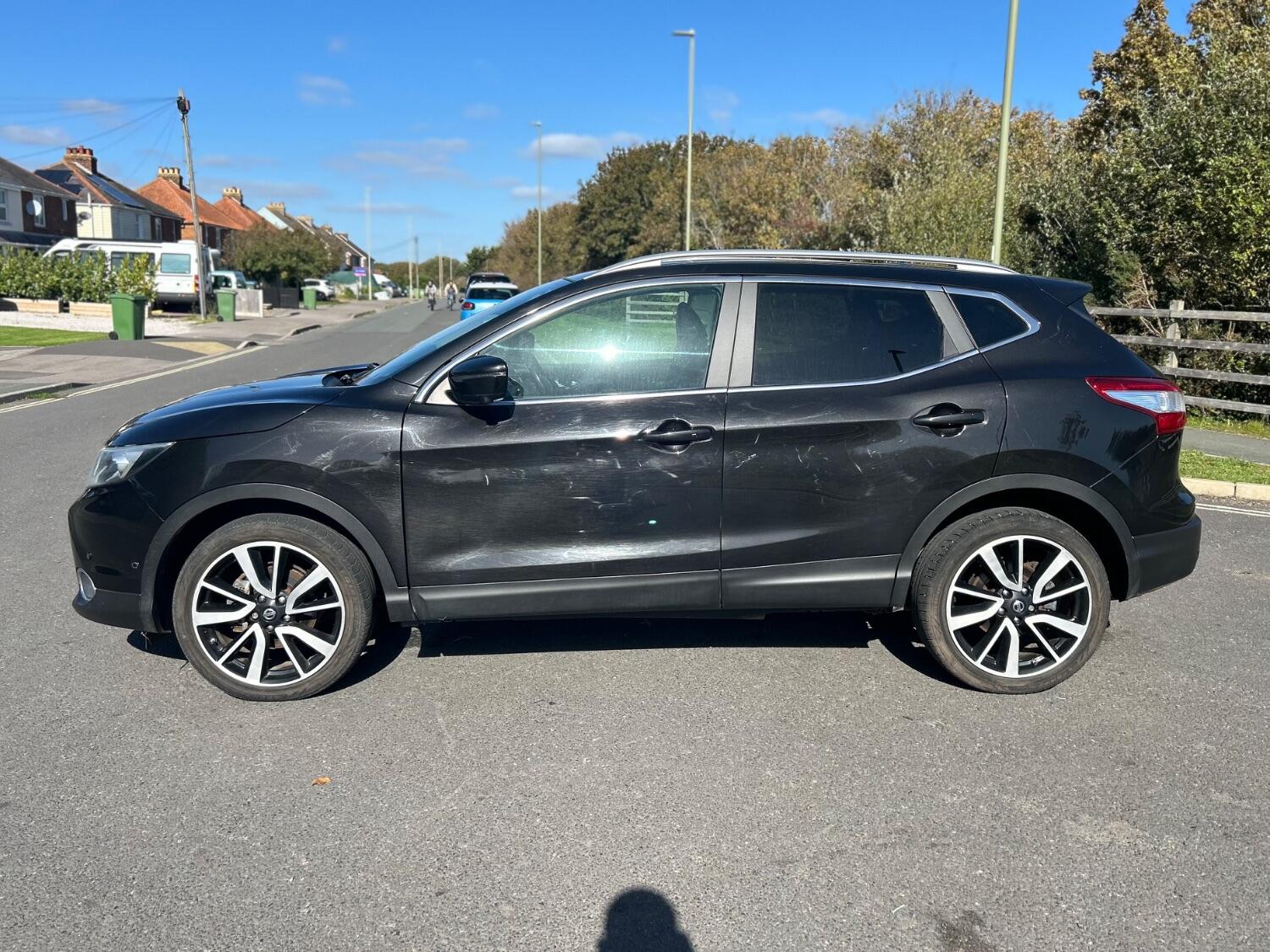 Used Nissan Qashqai 2014 for sale - 76407568: Photo 2