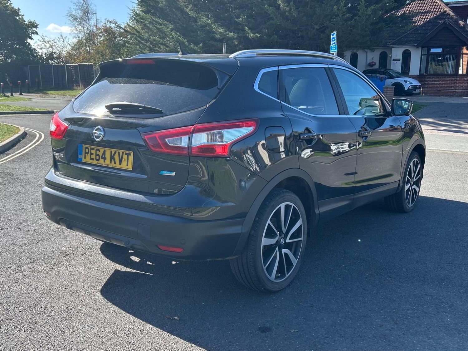 Used Nissan Qashqai 2014 for sale - 76407568: Photo 3