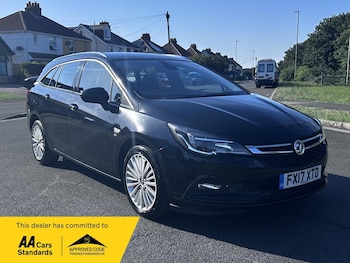 Used Vauxhall Astra 2017 for sale - 79010857: Photo