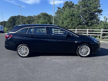 Used Vauxhall Astra 2017 for sale - 79010857: Photo