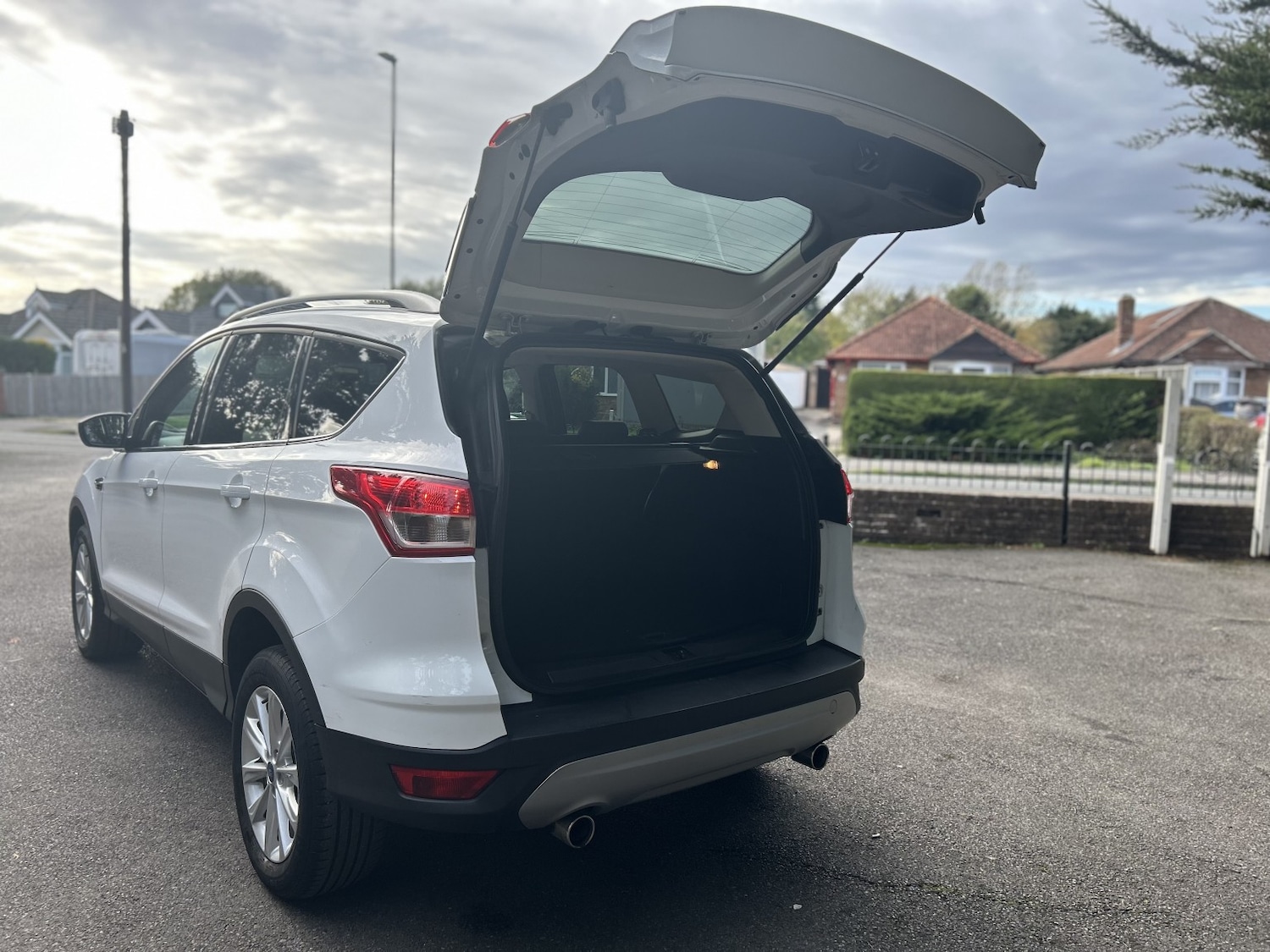 Used Ford Kuga 2015 for sale - 76476954: Photo 17