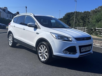 Used Ford Kuga 2015 for sale - 79260217: Photo