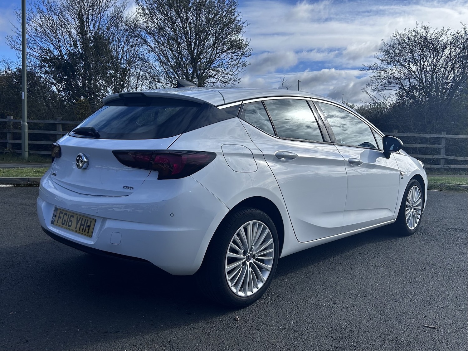 Used Vauxhall Astra 2016 for sale - 78011298: Photo 3