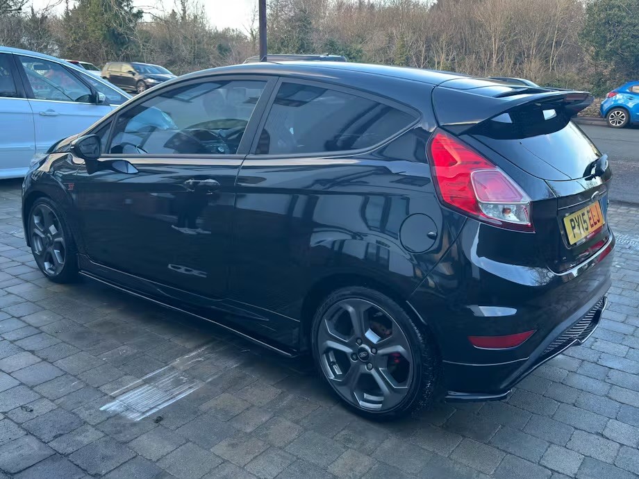 Used Ford Fiesta 2015 for sale - 77289125: Photo 3