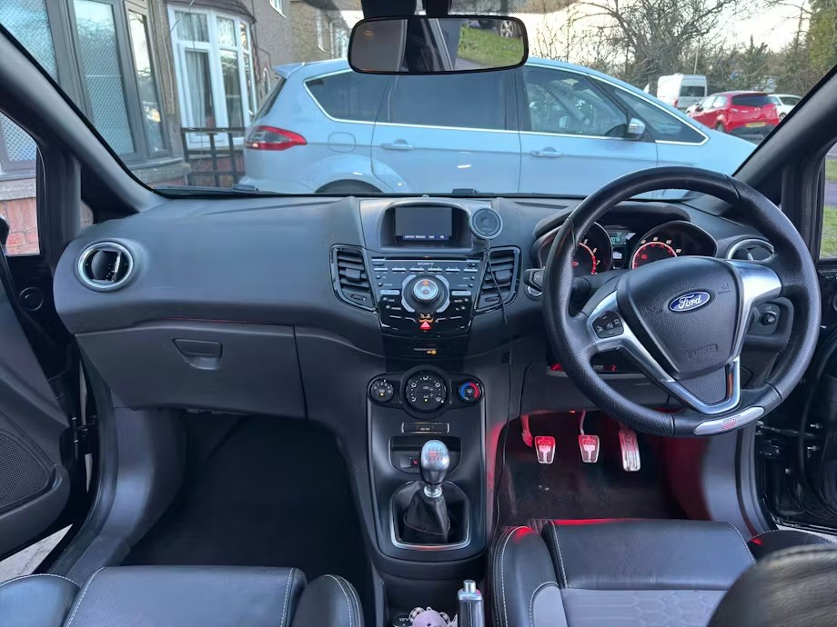 Used Ford Fiesta 2015 for sale - 77289125: Photo 6