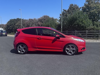 Used Ford Fiesta 2016 for sale - 79538046: Photo