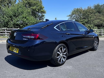 Used Vauxhall Insignia 2018 for sale - 79211408: Photo